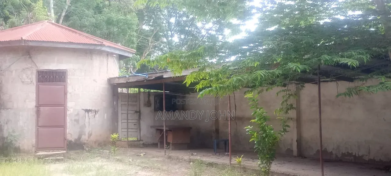 17bdrm House in Buyuni, Chanika for rent