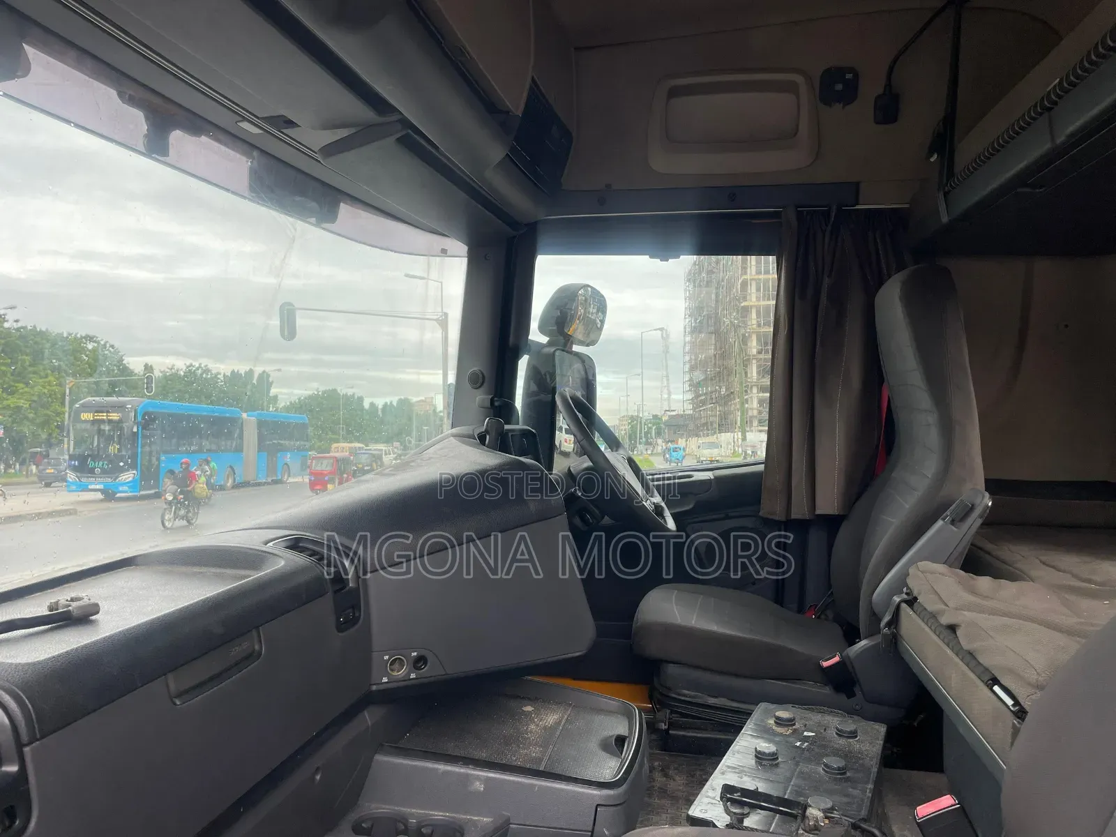 Scania R440
