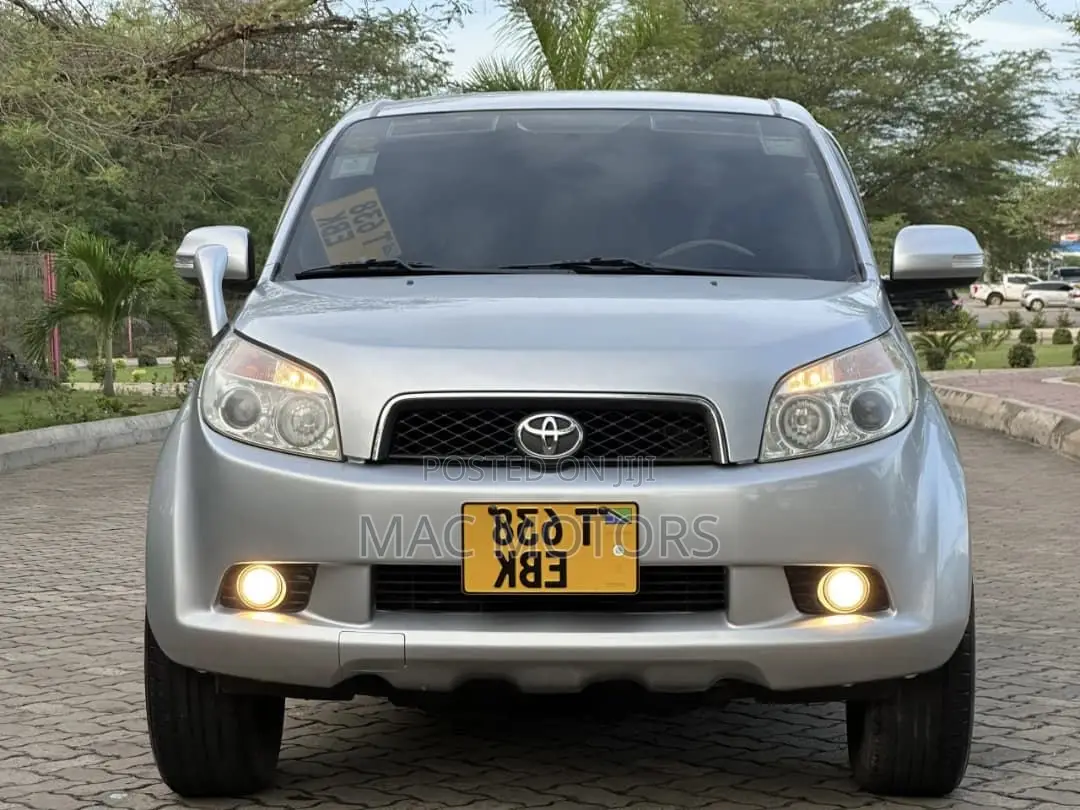 Toyota Rush 2006 Silver