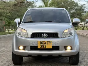 Toyota Rush 2006 Silver