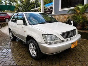 Toyota Harrier 2002 Pearl