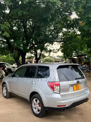 Subaru Forester 2.0D X 2011 Silver