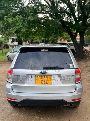 Subaru Forester 2.0D X 2011 Silver