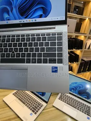 New Laptop HP EliteBook 840 G8 8GB Intel Core i5 SSD 256GB