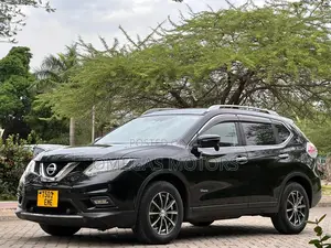 Nissan X-Trail 2.0 Hybrid FWD 2016 Black