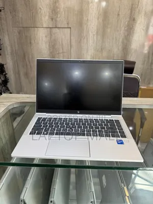 Laptop HP EliteBook 840 G8 16GB Intel Core i7 SSD 256GB