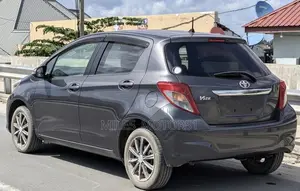 Toyota Vitz 2012 Gray
