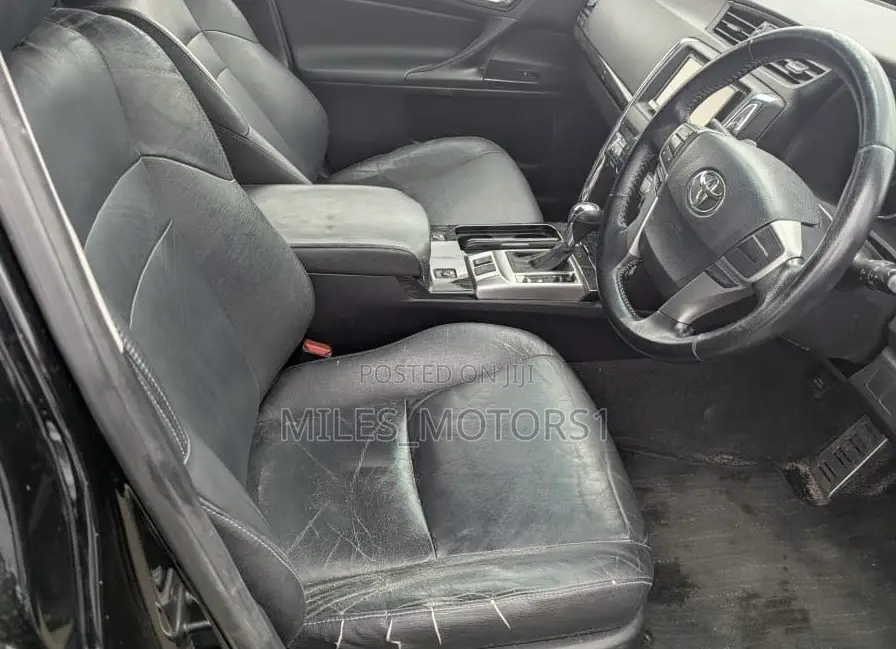 Toyota Mark X 2010 Black
