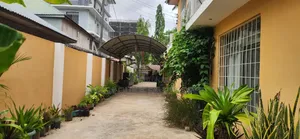 5bdrm House in Mikocheni for sale