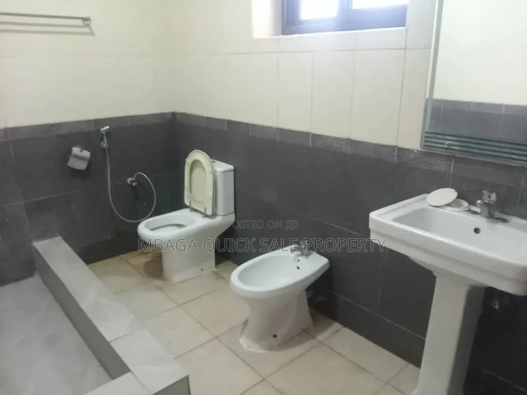 2bdrm Apartment in Mikocheni for rent