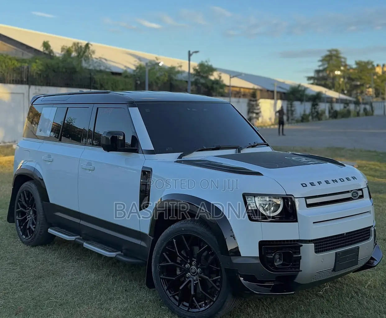 Land Rover Defender 2021 White