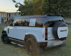 Land Rover Defender 2021 White