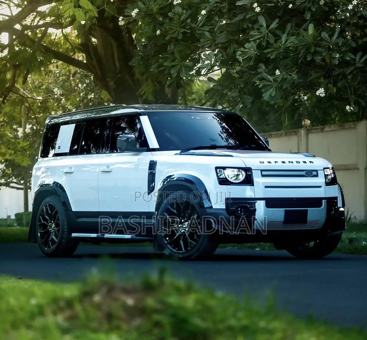 Land Rover Defender 2021 White