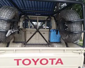 Toyota Land Cruiser 2018 Beige