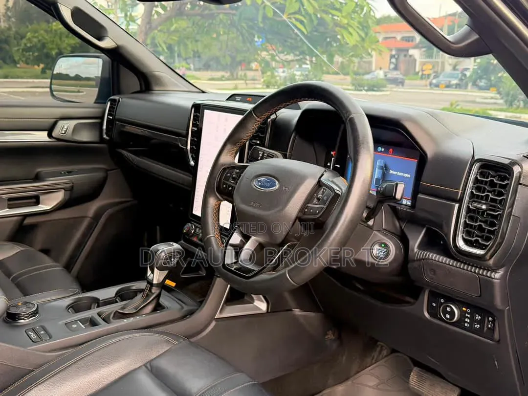 Ford Ranger Wildtrak 2023 Gray