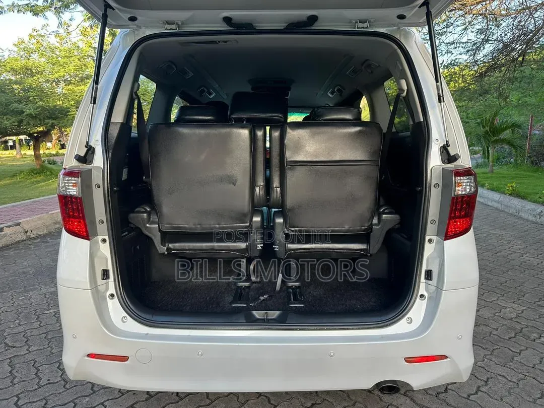 Toyota Alphard 2009 White