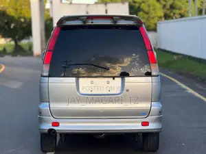 Toyota LiteAce Noah 2000 Silver