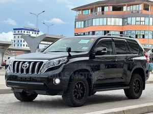 Toyota Land Cruiser Prado 2016 Black