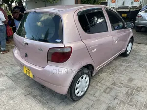 Toyota Vitz 2001 Beige