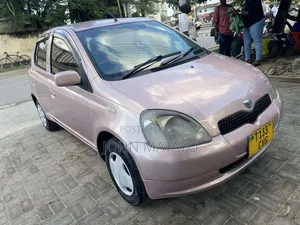 Toyota Vitz 2001 Beige
