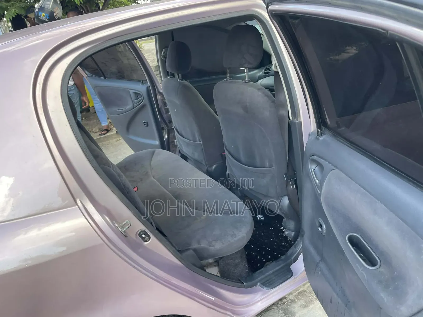 Toyota Vitz 2001 Beige