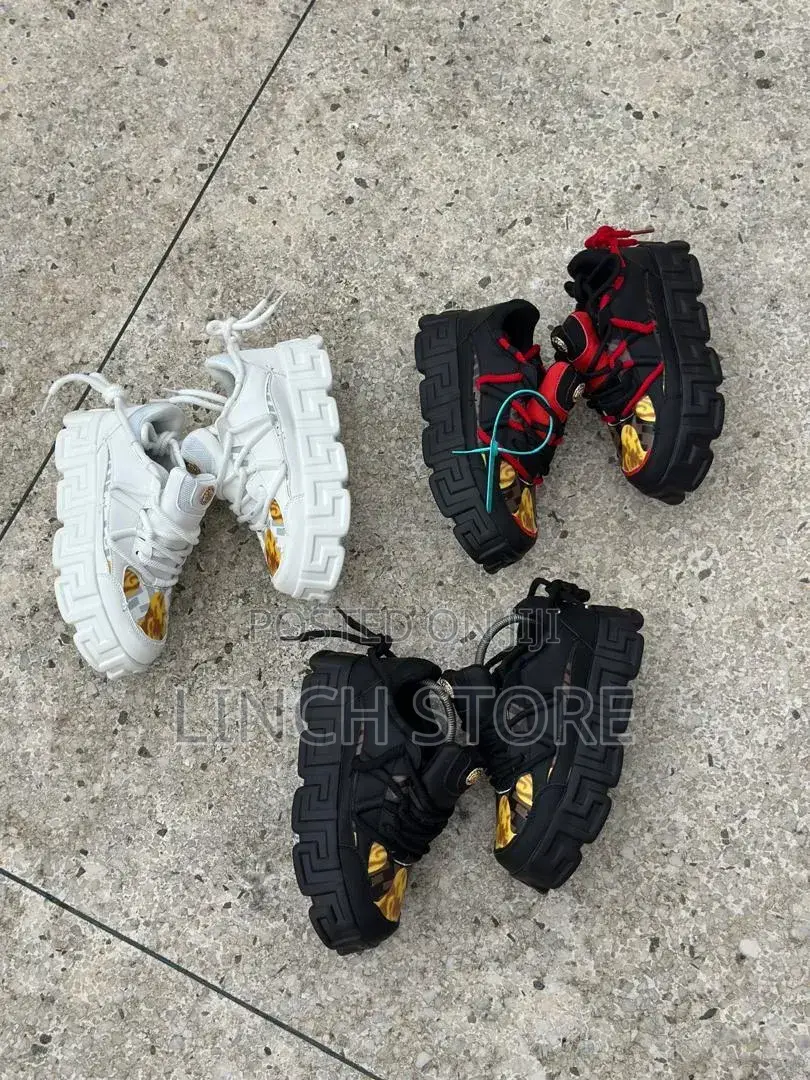 Amiri Sneakers
