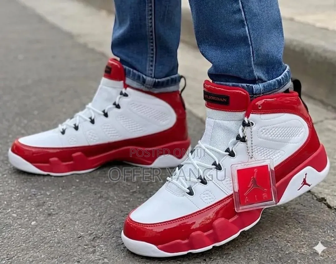 Jordan 11 Sneakers