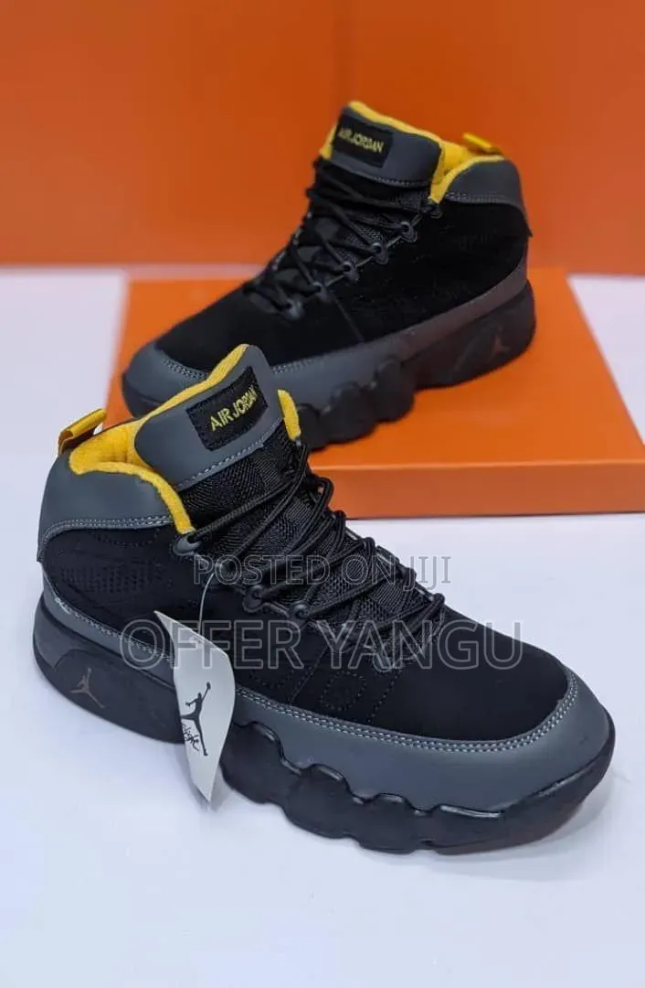 Jordan 11 Sneakers