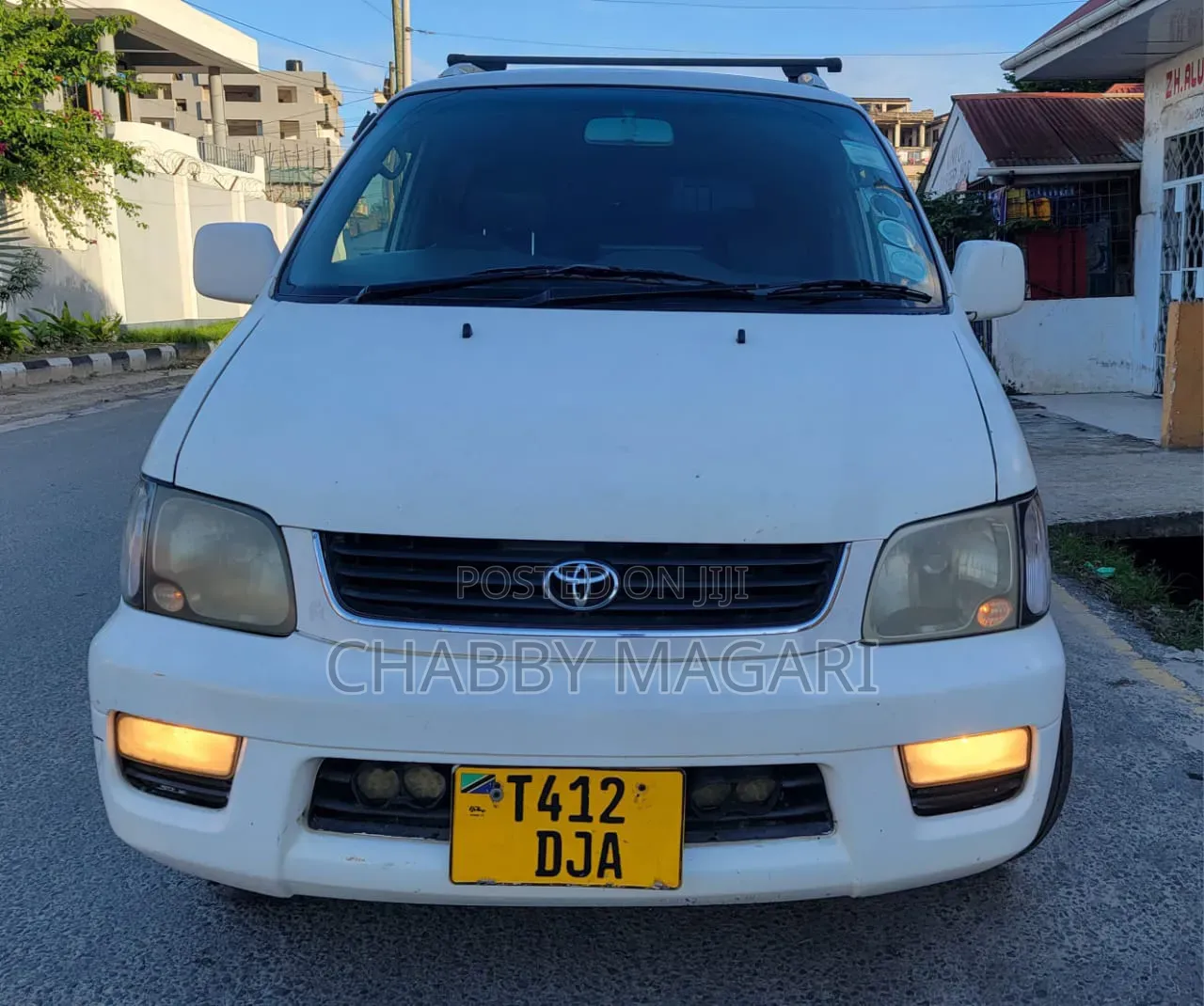 Toyota Noah 2.0 FWD (8 Seater) 2001 Pearl