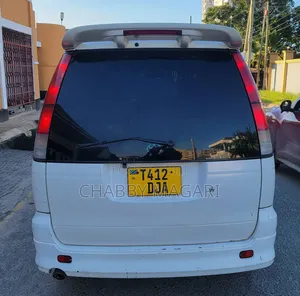Toyota Noah 2.0 FWD (8 Seater) 2001 Pearl