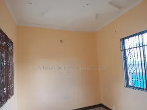 3bdrm Apartment in Ada Estate for rent