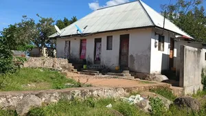 Furnished 8bdrm House in Igoma for sale