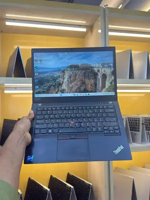 New Laptop Lenovo ThinkPad T14 16GB Intel Core i5 SSD 256GB