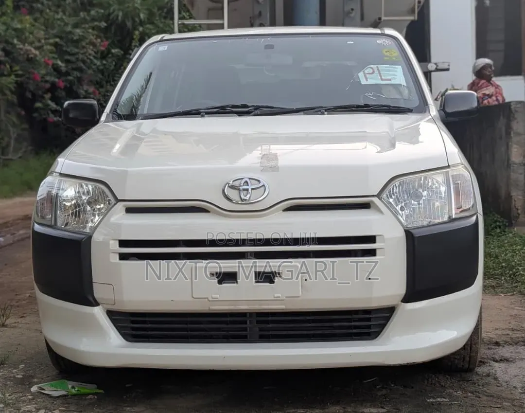 Toyota Probox 2016 White