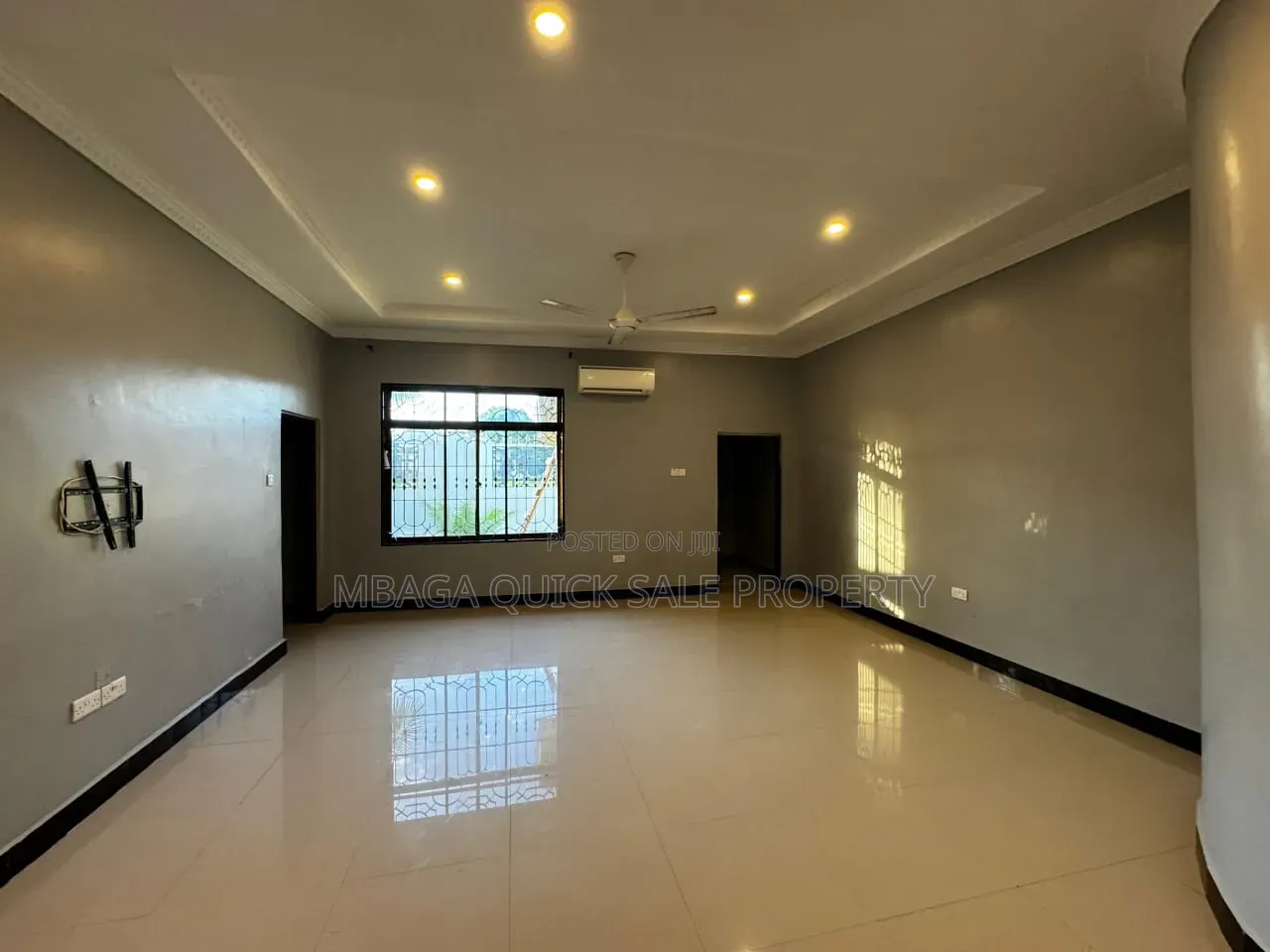 4bdrm House in Bunju Beach for rent