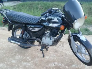 New Bajaj Boxer 125 2025 Black
