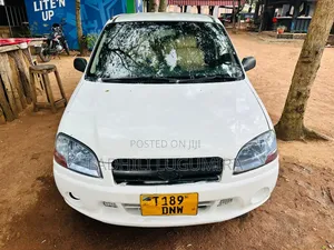 Suzuki Swift 2003 White