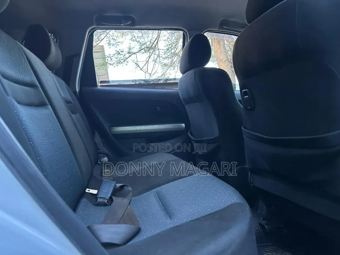 Toyota IST 2006 Silver