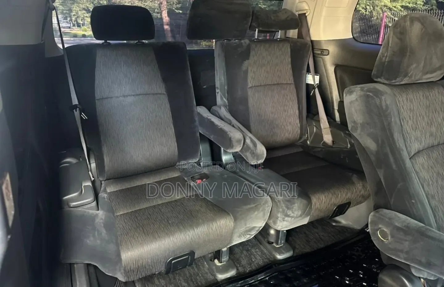 Toyota Alphard 2.4 Petrol AWD 2008 White