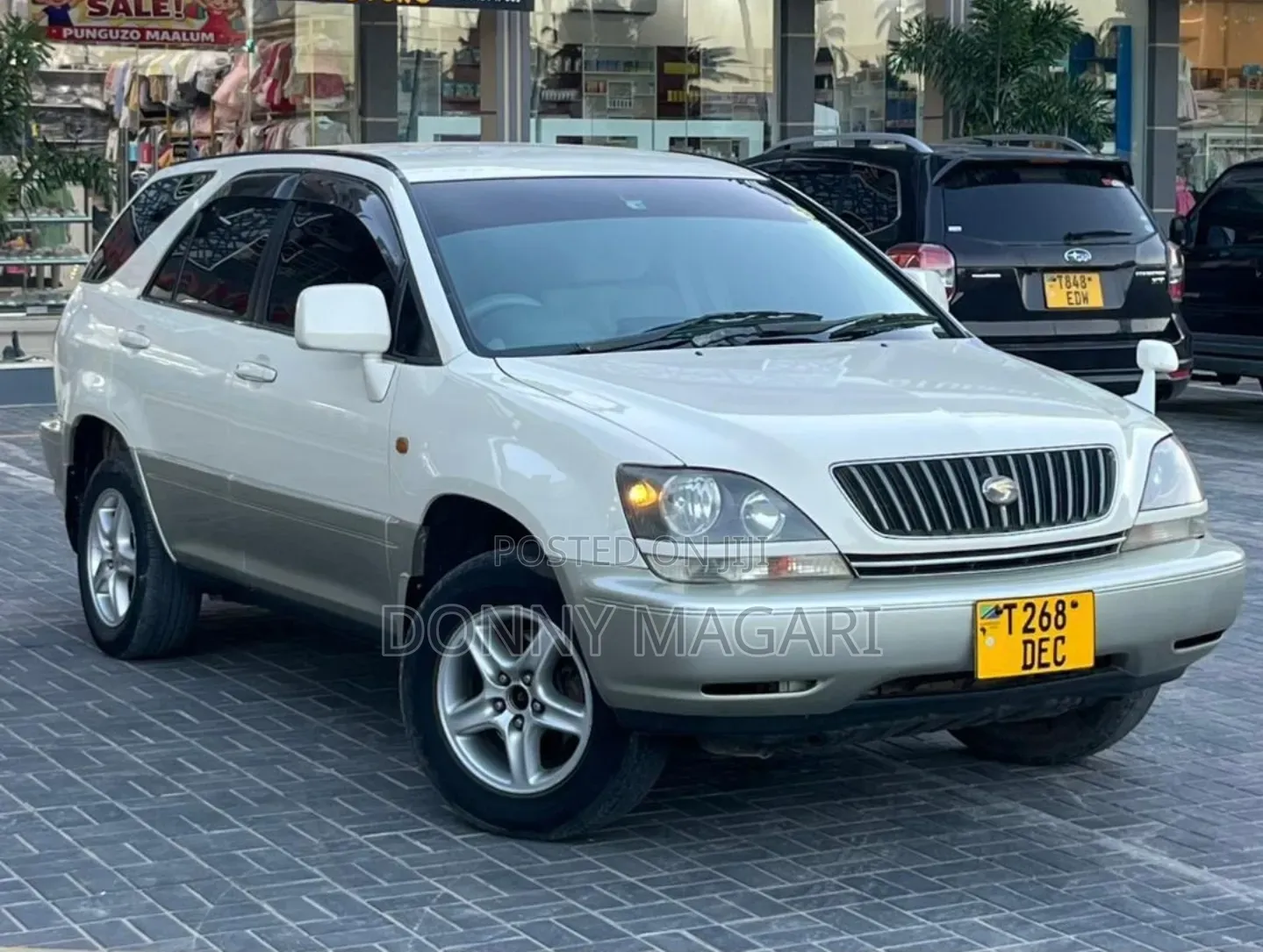 Toyota Harrier 2000 White