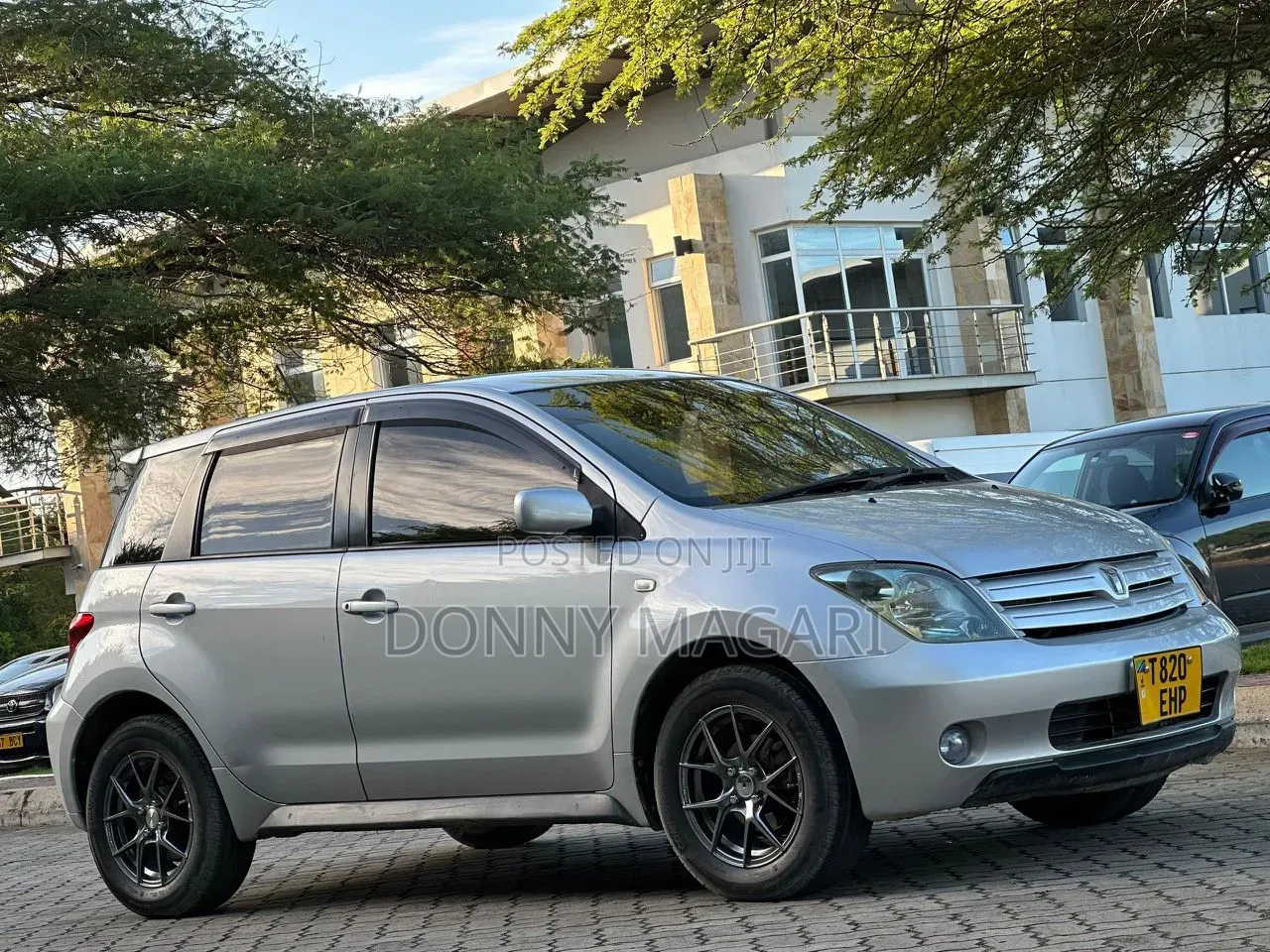 Toyota IST 2005 Silver