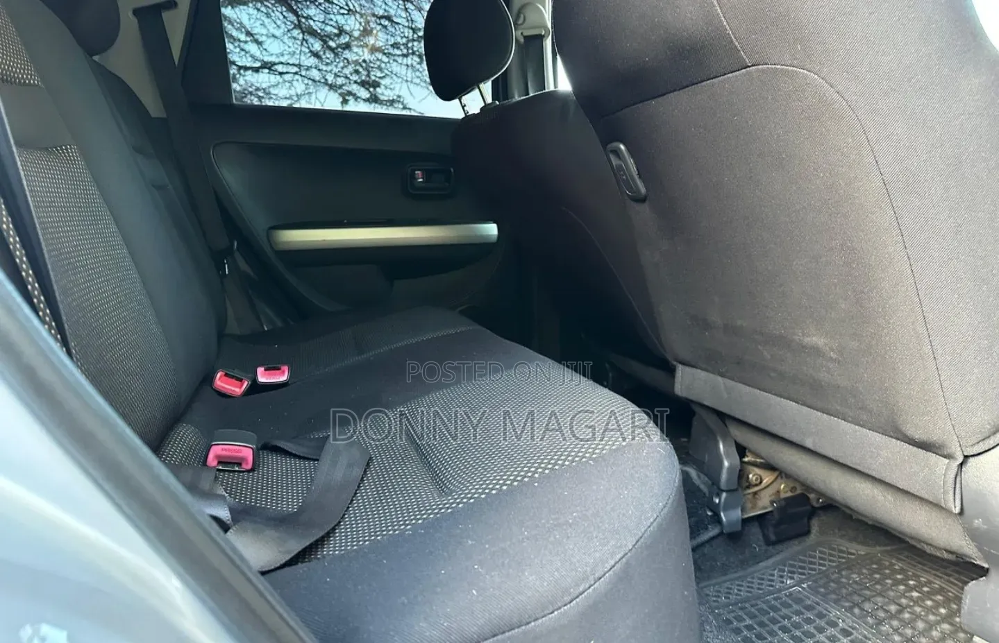 Toyota IST 2005 Silver