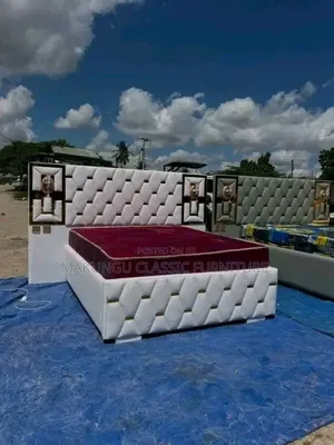 Bedsofa Za Kisasa Zenye Taa Na Sticker Za Gold Ni 5/6