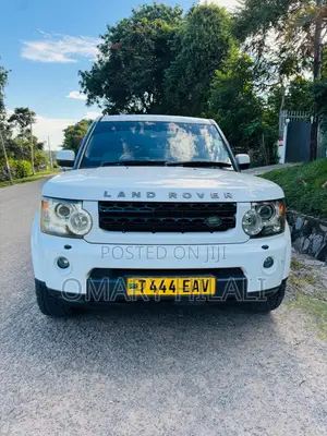 Land Rover Discovery 2014 White