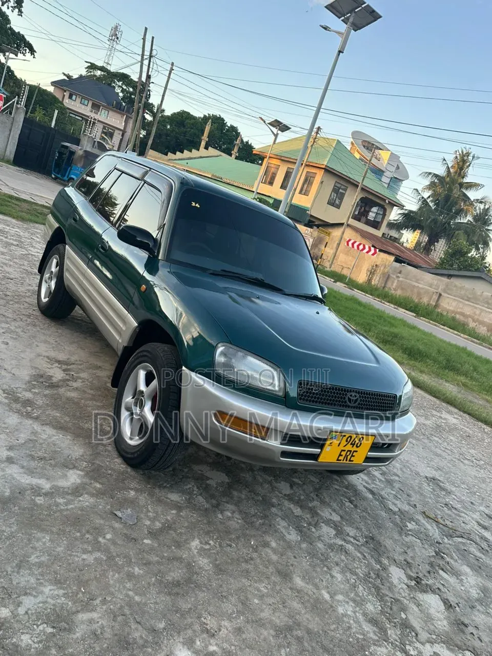 Toyota RAV4 1999 Green