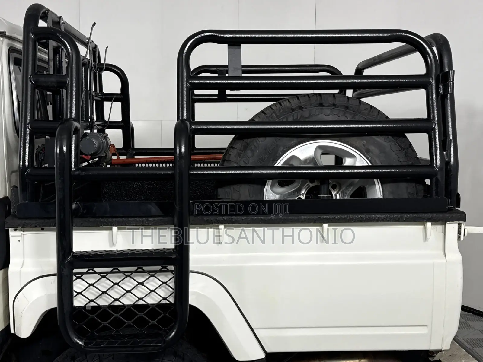 Toyota Land Cruiser 2016 White
