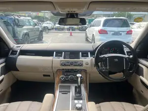 Land Rover Range Rover Sport HSE 4x4 (5.0L 8cyl 6A) 2010 Black