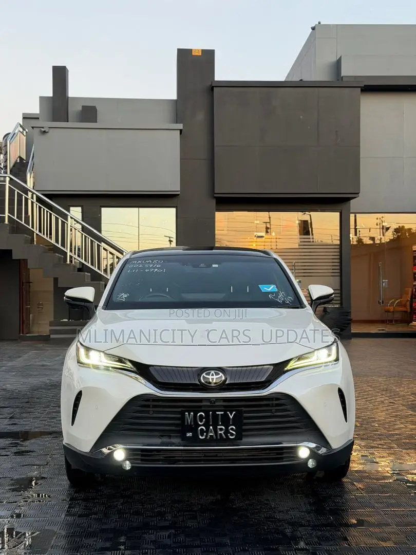 Toyota Harrier 2.0 4WD 2020 White