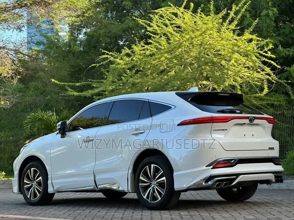 Toyota Harrier Z 2021 Ivory