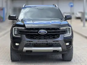 Ford Ranger Wildtrak 2023 Gray